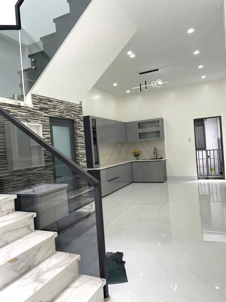 🏠 Bán Nhà 1 Trệt 1 Lầu Kiên Cố Mặt Tiền Nguyễn Đức Cảnh – KDC Xẻo Trôm