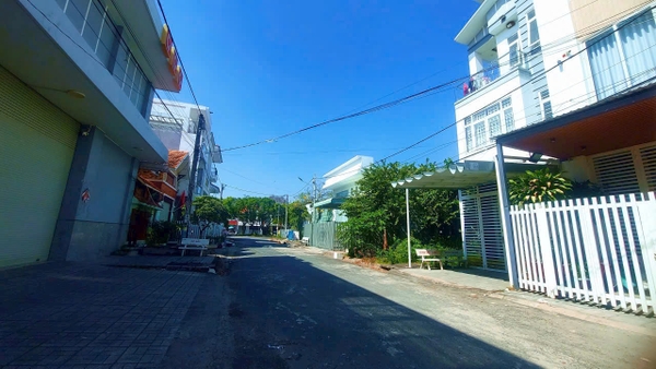 🔰 BÁN NỀN ĐẸP MẶT TIỀN ĐINH CÔNG TRỨ – KDC SAO MAI BÌNH KHÁNH 3