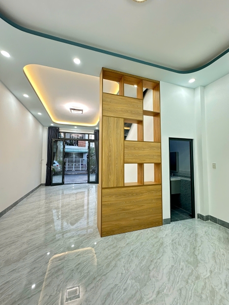 🏠 BÁN NHÀ 1 TRỆT 1 LẦU MỚI – MẶT TIỀN TRƯỜNG CHINH, KDC XẺO TRÔM