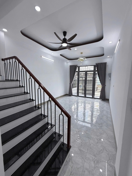 🏠 BÁN NHÀ 1 TRỆT 1 LẦU HIỆN ĐẠI – MẶT TIỀN NGUYỄN SIÊU, KDC TỔNG HỢI