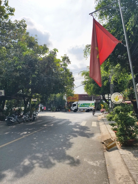 BÁN NHÀ 1 TRỆT 2 LẦU MẶT TIỀN NGUYỄN AN NINH – GẦN CHỢ BÌNH KHÁNH