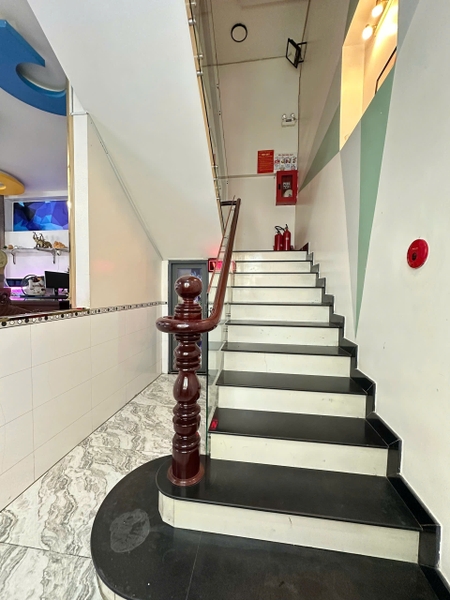 🏢 BÁN HOẶC CHO THUÊ TOÀ NHÀ 6 TẦNG MẶT TIỀN PHẠM CỰ LƯỢNG – VỊ TRÍ KINH DOANH ĐẮC ĐỊA