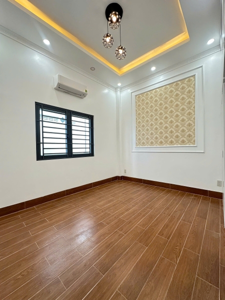 🏠 BÁN NHÀ 3 TẦNG + SÂN THƯỢNG MẶT TIỀN TRƯỜNG CHINH – KDC XẺO TRÔM