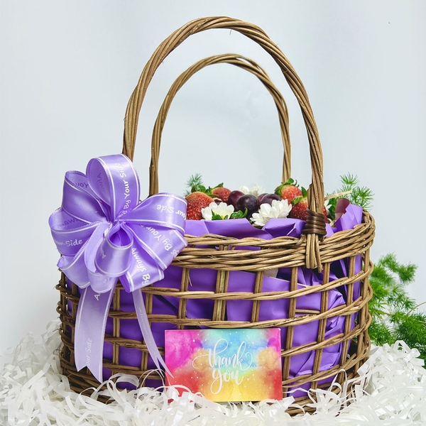 Giỏ dâu và nho