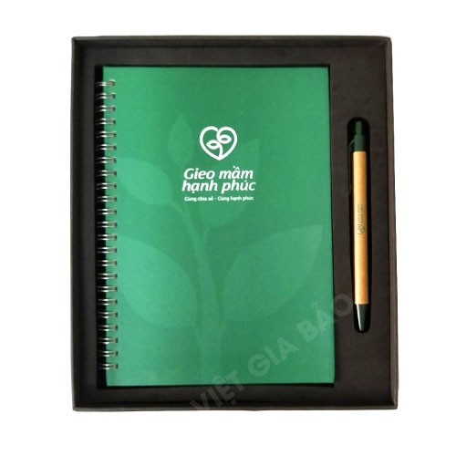 CÁCH LÀM 1 PHẦN QUÀ TẶNG SỔ TAY ĐẸP VÀ HIỆU QUẢ