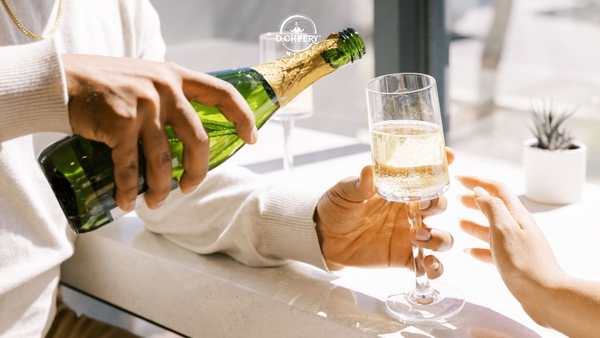 7 lợi ích tuyệt vời của rượu vang đỏ giúp vừa khỏe vừa đẹp