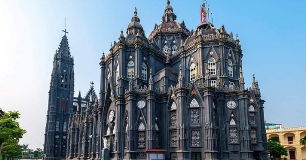 Nhà thờ Hưng Nghĩa – Công Trình Kiến Trúc Công Giáo Ấn Tượng