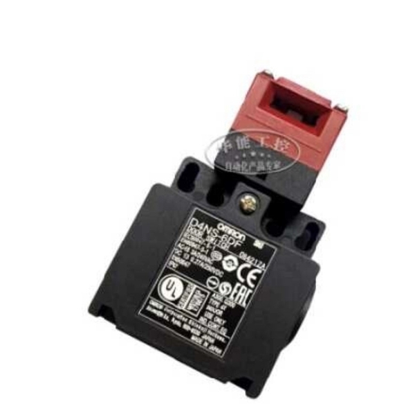 Công tắc cửa an toàn Omron D4NA-5BF