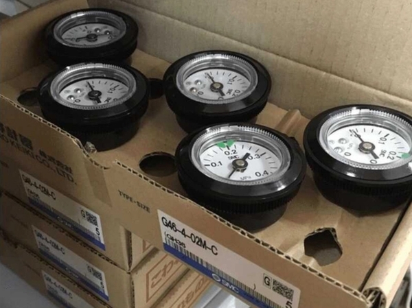 Đồng hồ đo áp suất GZ43-K-01 Chính Hãng SMC