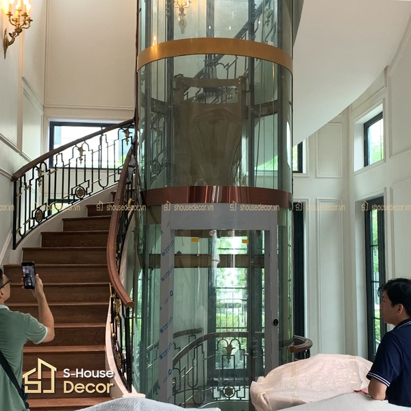 trang-tri-thang-may-bang-inox-304-chong-bam-van-tay