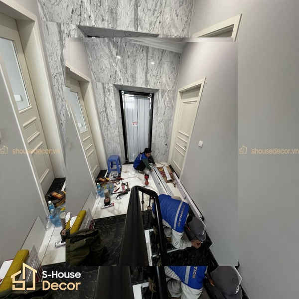 nhan-vien-S-House-Decor-thi-cong-trang-tri-inox-thang-may-tai-vinhomes-marina
