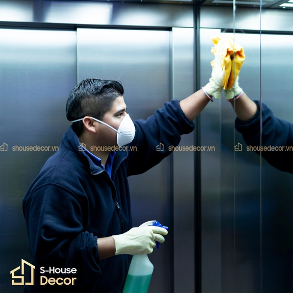 Ve-sinh-inox-mau-dung-cach-giup-han-che-tray-xuoc-xuong-mau