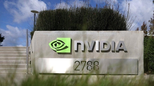 Nvidia - Công ty 3.500 tỷ USD làm rung chuyển ngành chip toàn cầu: Ai không cạnh tranh được chỉ còn cách 'làm thuê', Samsung, Intel thất bại đau đớn vì muốn đầu tay đôi