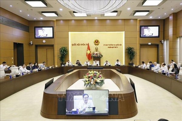 Ủy ban Thường vụ Quốc hội cho ý kiến về hai dự án giao thông trọng điểm