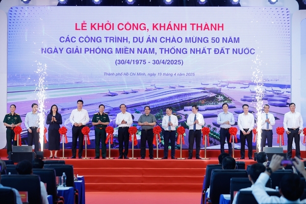 Thủ tướng chủ trì lễ khởi công, khánh thành 80 công trình, dự án lớn kỷ niệm 50 năm Giải phóng miền Nam
