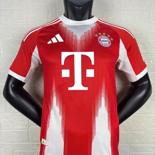 Bayern Munich 25/26 - Player Đỏ