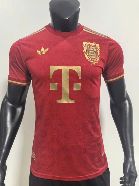 Áo Bóng Đá CLB Bayer Munich Kỉ Niệm 125 năm Player  - Đỏ son