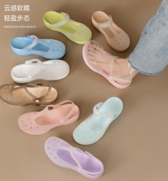 sandal-quai-mau-trong-h25041401