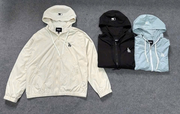 khoac-gio-co-mu-mlb-h25110310