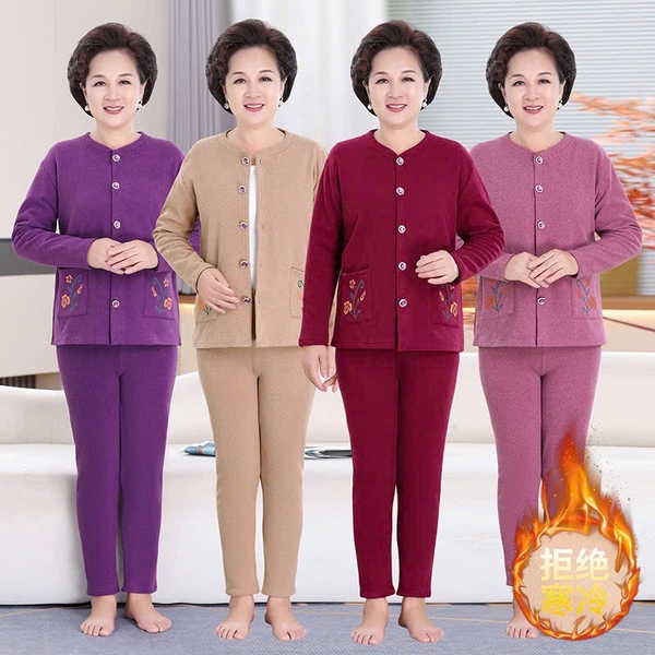bo-mac-nha-lot-long-am-cho-cac-ba-va-me-c25120801