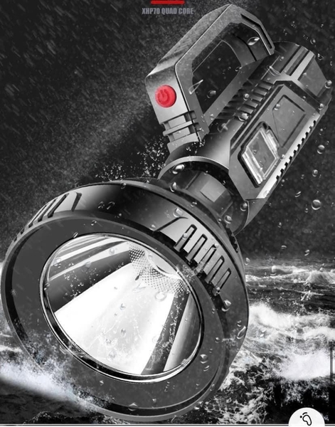 den-pin-chat-luong-cao-v23040304