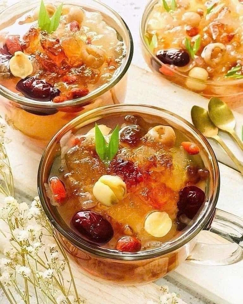 tuyet-yen-van-nam-qa23041811