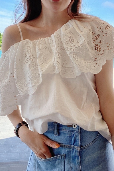 ao-tho-trang-theu-ren-lech-vai-v23050407