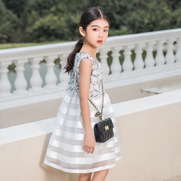 vay-da-hoi-ren-theu-hoa-chan-vay-bong-165k-1c