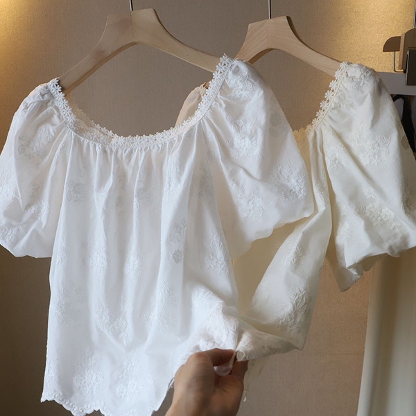 ao-tho-theu-hoa-tiet-hoa-185k