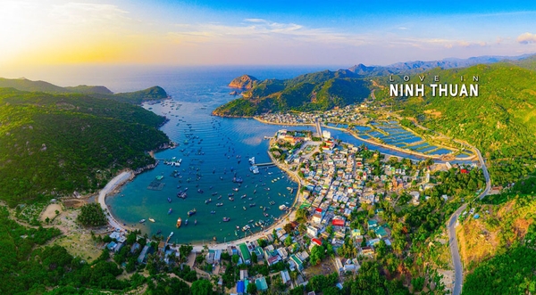 HÀ NỘI – NINH THUẬN – NHA TRANG – HÀ NỘI  (4 ngày 3 đêm – Bay Vietnam Airlines) KHỞI HÀNH: Tháng 5,6,7,8/2024