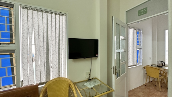 Cho thuê nhà 3 tầng Hòn Rớ, đầu cầu Bình Tân