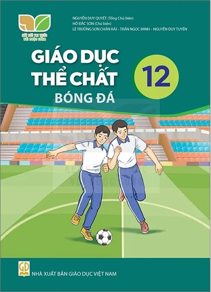 Giáo dục thể chất 12 – Bóng đá (Kết nối tri thức với cuộc sống)