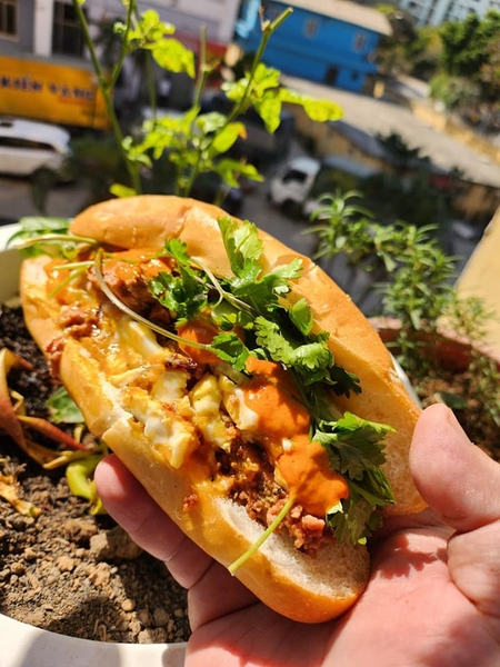 AI ƠI CÒN NHỚ VỊ BÁNH MÌ TRUYỀN THỐNG HÀ NỘI XƯA?!