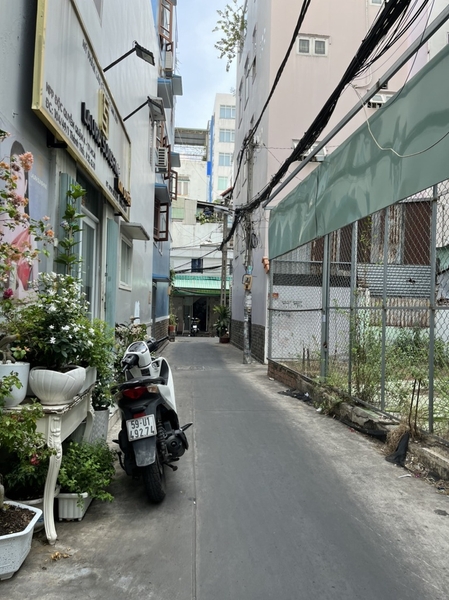 BÁN NHÀ HẺM 104// ĐƯỜNG THÀNH THÁI, P12, Q10