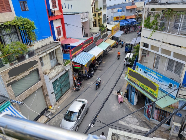BÁN NHÀ MẶT TIỀN ĐƯỜNG BÊN HÔNG CHỢ TÂN BÌNH