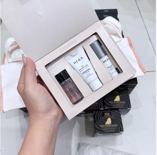 Hộp Bộ Sản Phẩm Trang Điểm HERA chính hãng fullbox