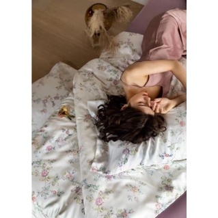 Vỏ gối lụa tencel cao cấp họa tiết hoa hồng Bulgaria mịn mướt - anam home and bedding