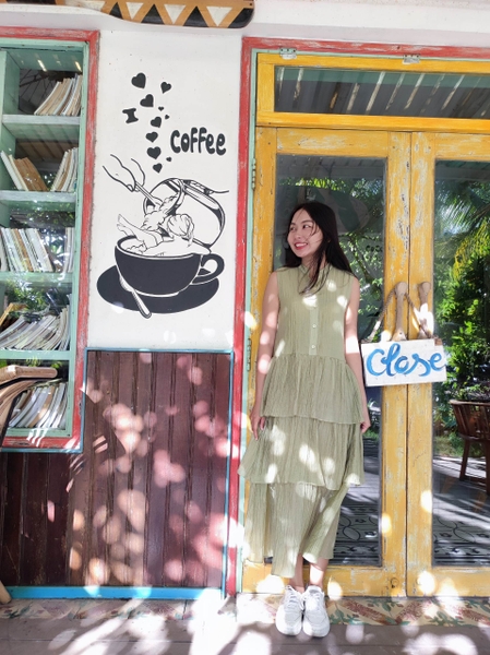 Đầm violet nhiều tầng