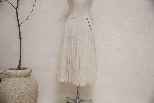 Chân váy Lilie đính nút gỗ Anam