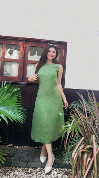 Đầm linen sát nách Ami