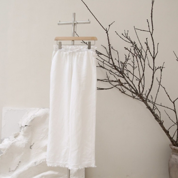 Quần Akira ống suông tua rua