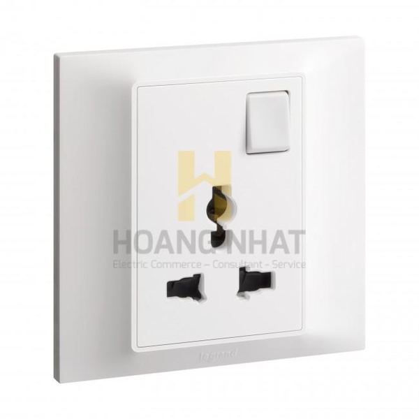 Ổ cắm đơn đa năng có công tắc Belanko S 617667