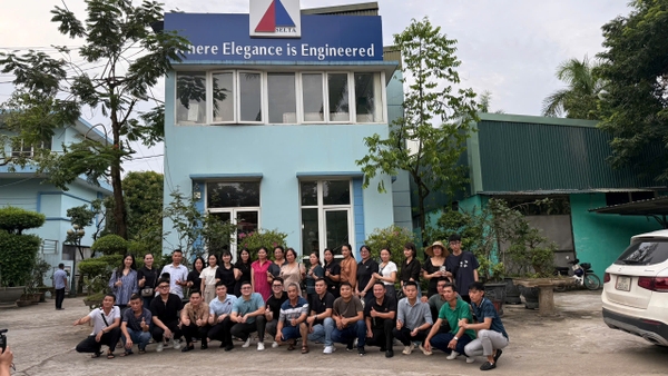 2025- SELTA Chào Mừng Các Quý Đại Lý Quảng Ninh Thăm Quan Nhà Máy Sản Xuất Sen Vòi