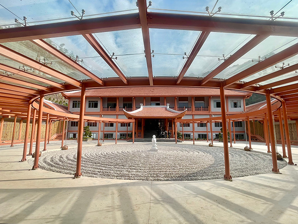 Du xuân về Thánh Địa Phật giáo Trúc Lâm - Ngọa Vân, Đông Triều