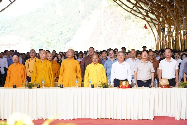 TRANG NGHIÊM ĐẠI LỄ PHẬT ĐẢN PL.2570 - DL.2026 THÁNH ĐỊA NGỌA VÂN