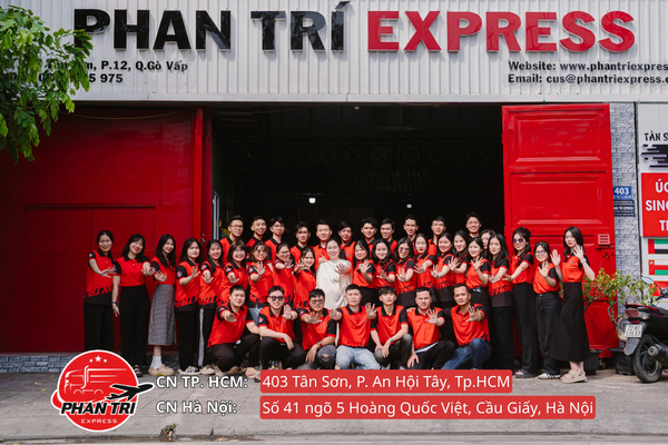 Đội ngũ nhân viên Phan Trí Express 