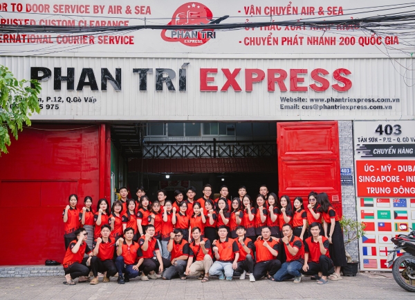 Công ty Phan Trí Express 