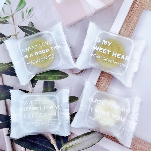 Túi đựng bánh họa tiết Sweet lãng mạn, chữ tiếng anh trắng 4in1 - 100 túi/sp