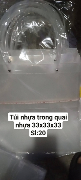 Túi vuông trong suốt quai nhựa
