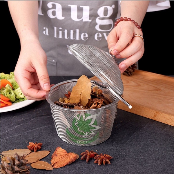 Lọc inox 304 hình trụ lưới cao cấp, nhiều kích thước, có dây treo - HVL